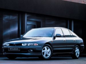 Покраска Mitsubishi Eterna