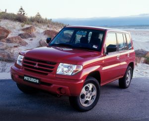 Покраска Mitsubishi Pajero iO